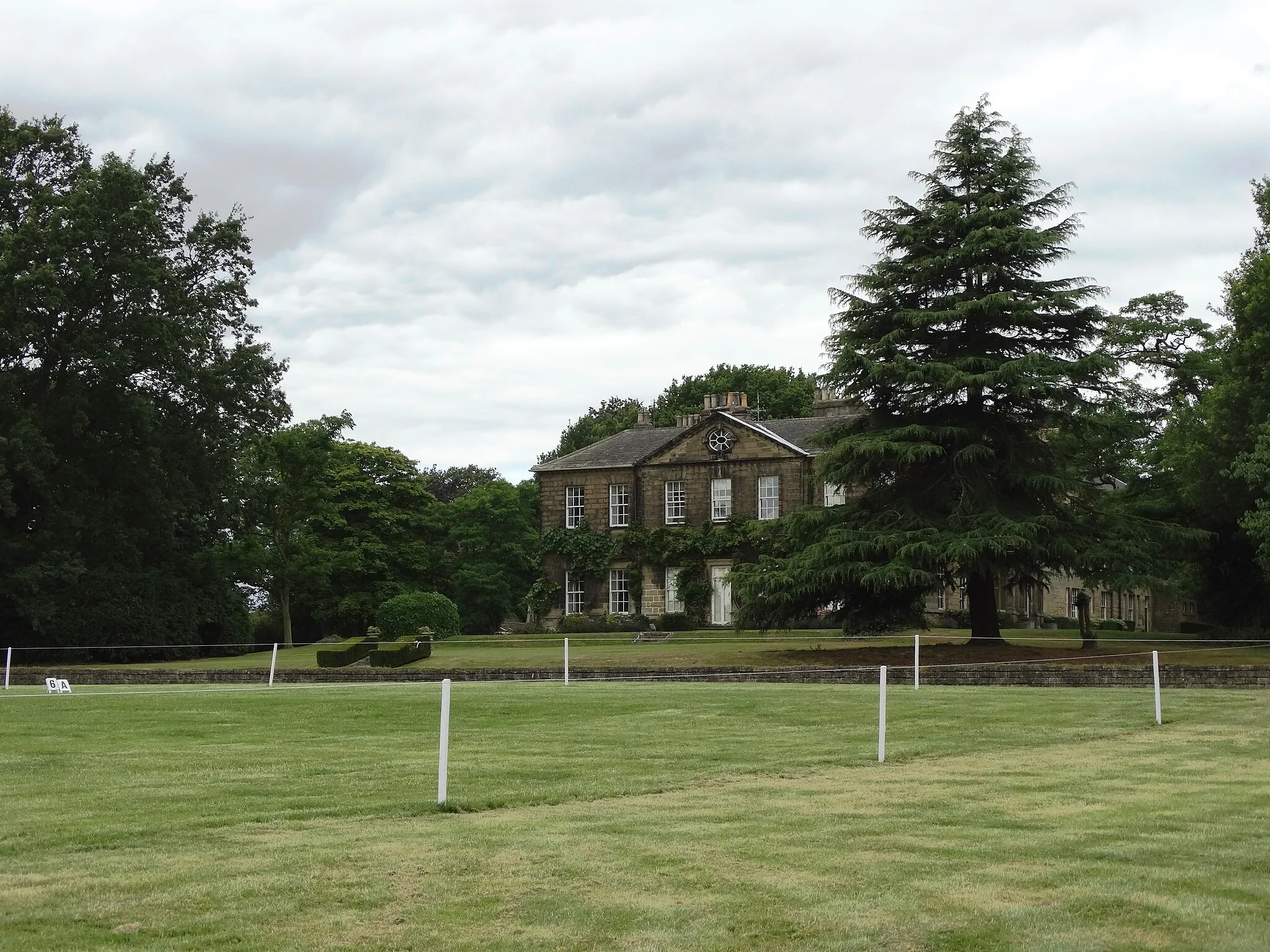 Photo showing: Photograph of Frickley Hall, Frickley, South Yorkshire, England