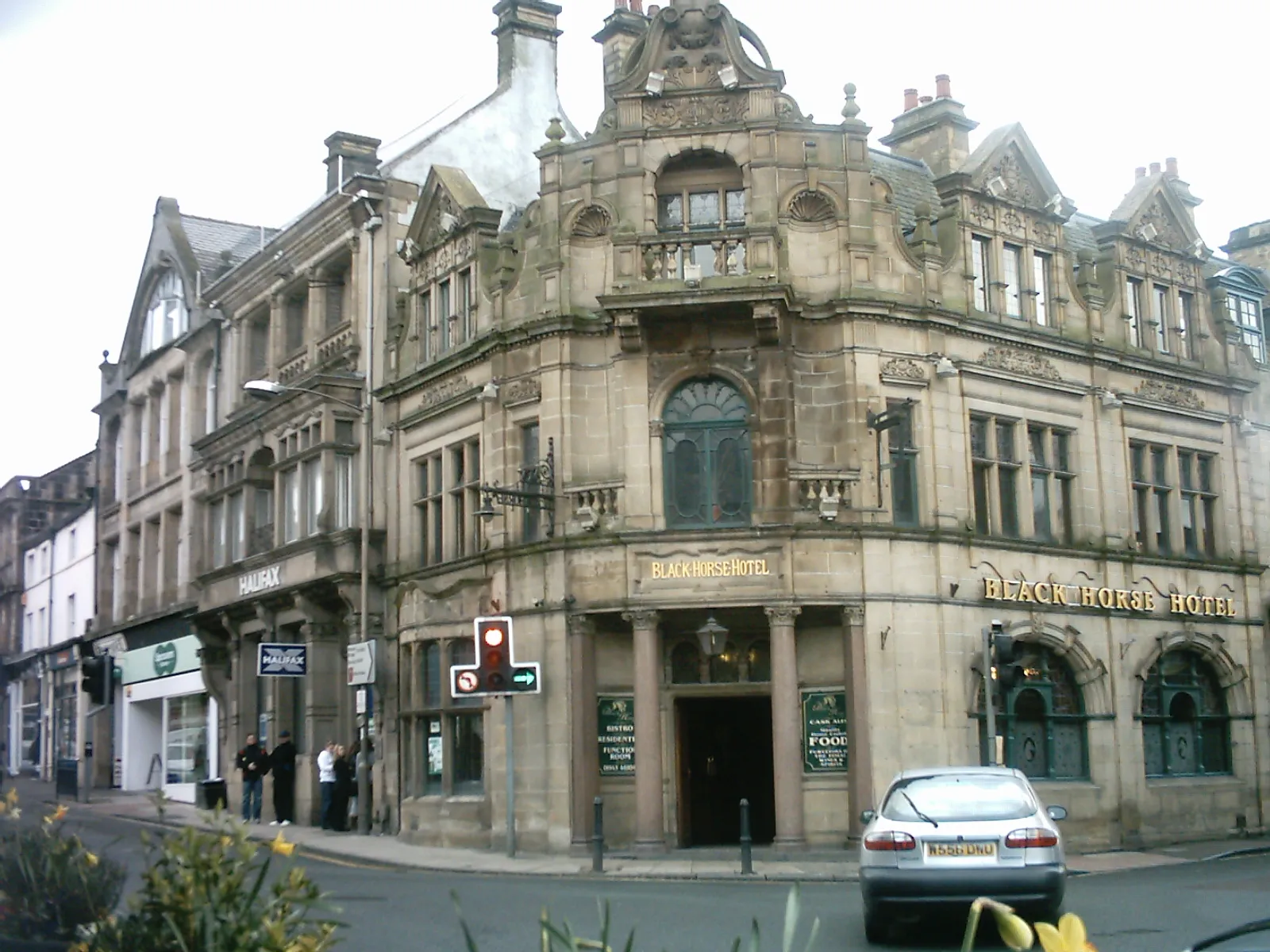 Photo showing: The Black Horse Hotel at Otley, West Yorkshire