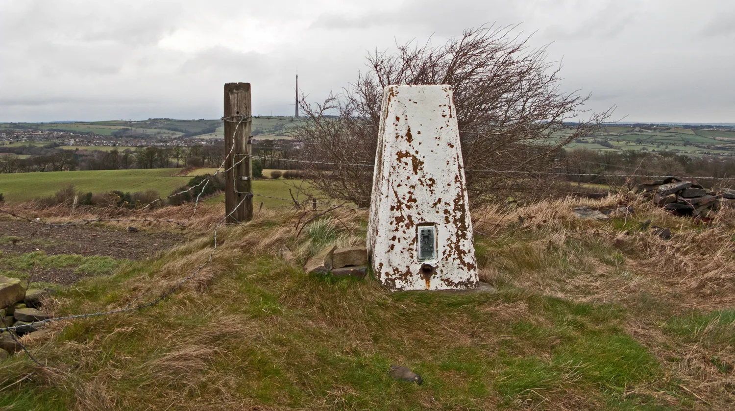 Photo showing: Trig point on Pool Hill