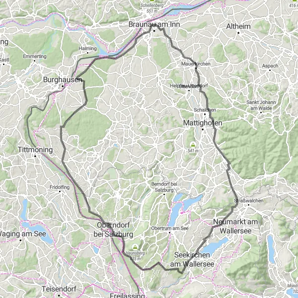 Miniatura della mappa di ispirazione al ciclismo "Giro in bicicletta da Braunau am Inn a Herzogsburg" nella regione di Oberösterreich, Austria. Generata da Tarmacs.app, pianificatore di rotte ciclistiche