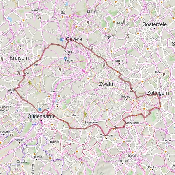 Miniature de la carte de l'inspiration cycliste "Parcours vallonné autour de Bevere et Erwetegem" dans la Prov. Oost-Vlaanderen, Belgium. Générée par le planificateur d'itinéraire cycliste Tarmacs.app