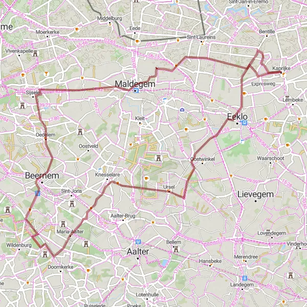 Miniature de la carte de l'inspiration cycliste "Aventure gravel entre Maria-Aalter et Maldegem" dans la Prov. Oost-Vlaanderen, Belgium. Générée par le planificateur d'itinéraire cycliste Tarmacs.app