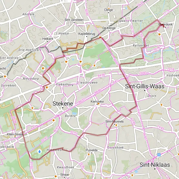 Miniatuurkaart van de fietsinspiratie "Gravelroute naar Hellestraat en Spaans Kwartier" in Prov. Oost-Vlaanderen, Belgium. Gemaakt door de Tarmacs.app fietsrouteplanner