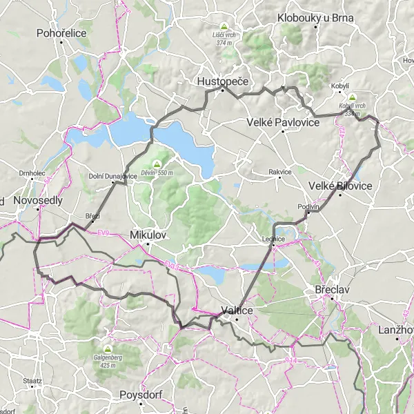 Map miniature of "Around South Moravia: Čejkovice to Velké Bílovice via Lednice Château" cycling inspiration in Jihovýchod, Czech Republic. Generated by Tarmacs.app cycling route planner