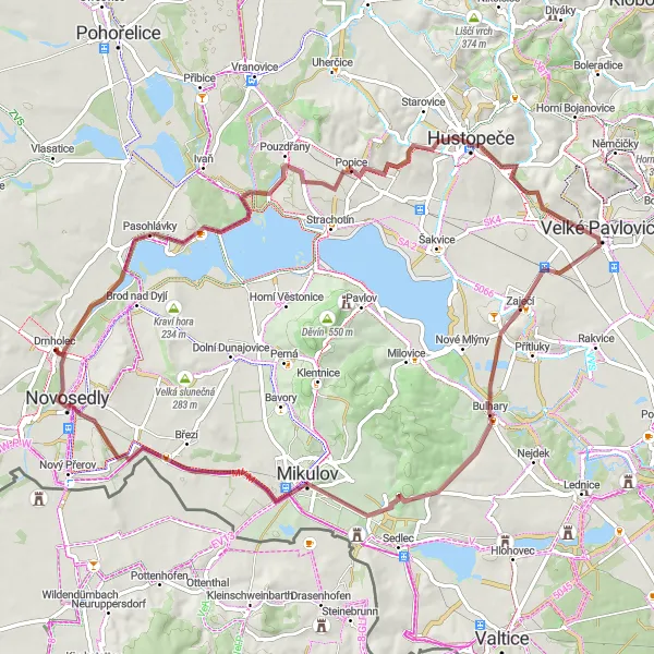 Miniaturní mapa "Gravelová trasa okolo Drnholce" inspirace pro cyklisty v oblasti Jihovýchod, Czech Republic. Vytvořeno pomocí plánovače tras Tarmacs.app
