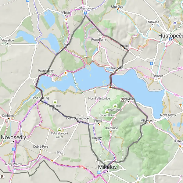 Miniaturní mapa "Cyklovýlet kolem Mikulova a Pavlova" inspirace pro cyklisty v oblasti Jihovýchod, Czech Republic. Vytvořeno pomocí plánovače tras Tarmacs.app