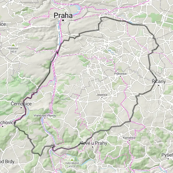 Mapa miniatúra "Road cycling route through picturesque landscapes" cyklistická inšpirácia v Střední Čechy, Czech Republic. Vygenerované cyklistickým plánovačom trás Tarmacs.app