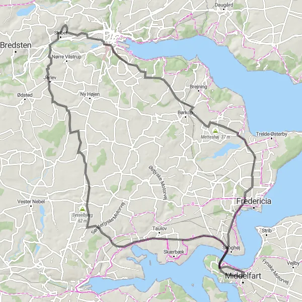 Map miniature of "Middelfart to Vejle" cycling inspiration in Syddanmark, Denmark. Generated by Tarmacs.app cycling route planner