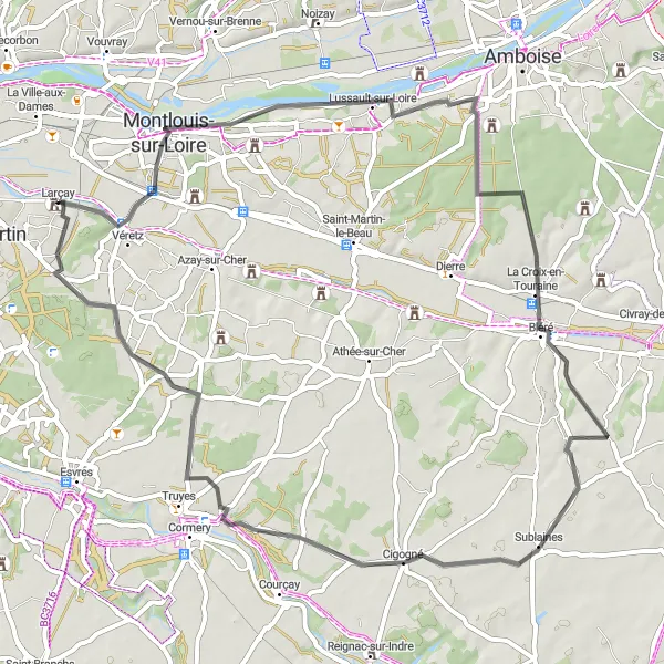 Miniature de la carte de l'inspiration cycliste "Boucle vers Montlouis-sur-Loire" dans la Centre — Val de Loire, France. Générée par le planificateur d'itinéraire cycliste Tarmacs.app