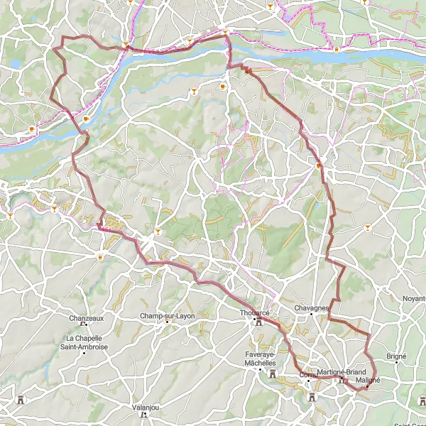 Miniature de la carte de l'inspiration cycliste "Boucle des Châteaux de l'Anjou" dans la Pays de la Loire, France. Générée par le planificateur d'itinéraire cycliste Tarmacs.app