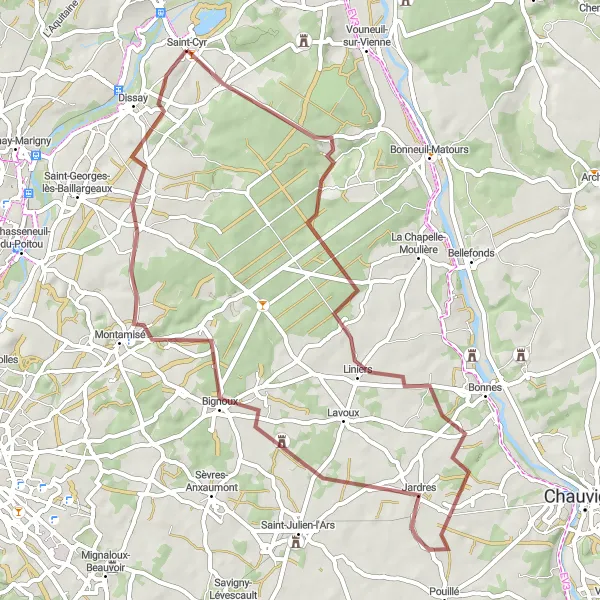 Miniature de la carte de l'inspiration cycliste "Le Circuit de la Vallée de Vienne" dans la Poitou-Charentes, France. Générée par le planificateur d'itinéraire cycliste Tarmacs.app