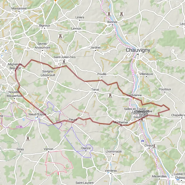 Miniature de la carte de l'inspiration cycliste "Tour des Vieux Châteaux" dans la Poitou-Charentes, France. Générée par le planificateur d'itinéraire cycliste Tarmacs.app