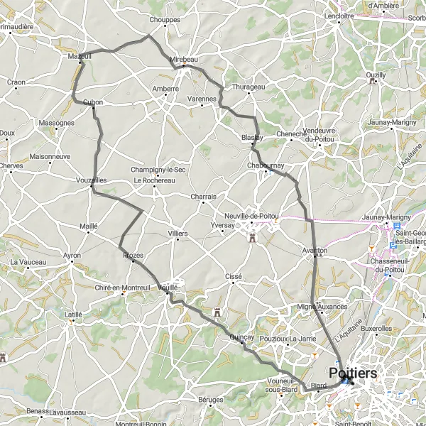 Miniature de la carte de l'inspiration cycliste "Escapade dans le Poitou-Charentes" dans la Poitou-Charentes, France. Générée par le planificateur d'itinéraire cycliste Tarmacs.app