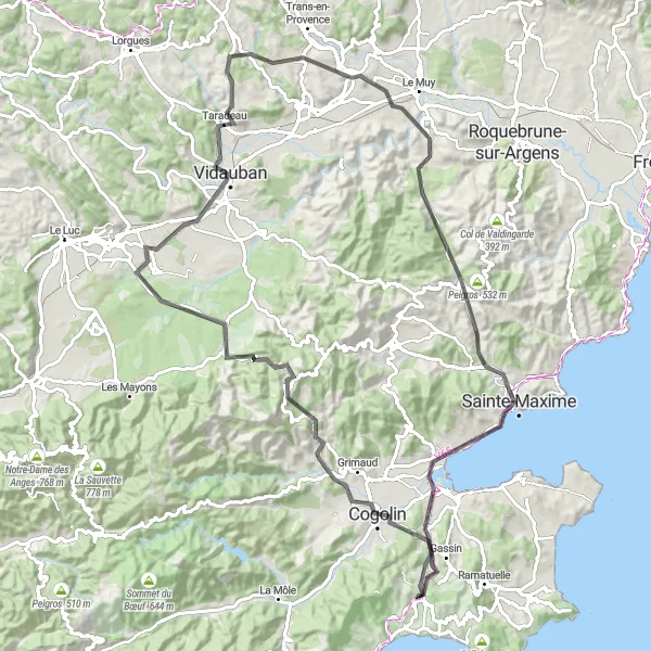 Zemljevid v pomanjšavi "Raznolika cestna pot skozi Provanso" kolesarske inspiracije v Provence-Alpes-Côte d’Azur, France. Generirano z načrtovalcem kolesarskih poti Tarmacs.app