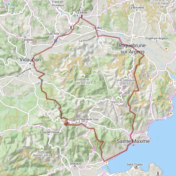 Miniatua del mapa de inspiración ciclista "Ruta de Grava Les Trois Croix" en Provence-Alpes-Côte d’Azur, France. Generado por Tarmacs.app planificador de rutas ciclistas