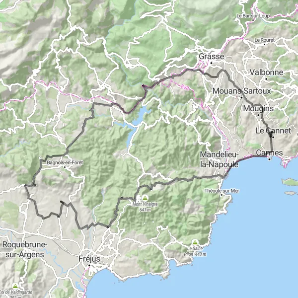 Miniature de la carte de l'inspiration cycliste "Parcours de 107 km sur les routes pittoresques près de Le Cannet" dans la Provence-Alpes-Côte d’Azur, France. Générée par le planificateur d'itinéraire cycliste Tarmacs.app