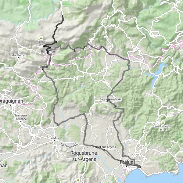 Mapa miniatúra "Významná cyklotúra cez Seillans a Bagnols-en-Forêt" cyklistická inšpirácia v Provence-Alpes-Côte d’Azur, France. Vygenerované cyklistickým plánovačom trás Tarmacs.app