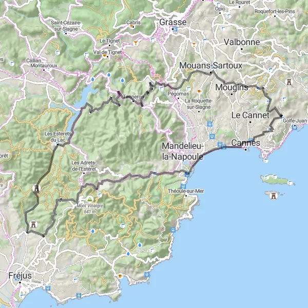 Miniaturní mapa "Cyklotrasa Vallauris - Cannes - Les Esterets du Lac - Château de Vallauris" inspirace pro cyklisty v oblasti Provence-Alpes-Côte d’Azur, France. Vytvořeno pomocí plánovače tras Tarmacs.app