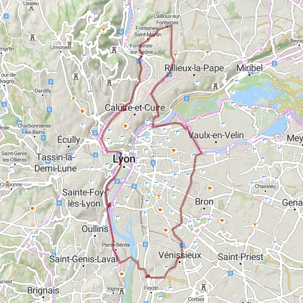 Zemljevid v pomanjšavi "Gravel izlet do Sathonay-Village" kolesarske inspiracije v Rhône-Alpes, France. Generirano z načrtovalcem kolesarskih poti Tarmacs.app