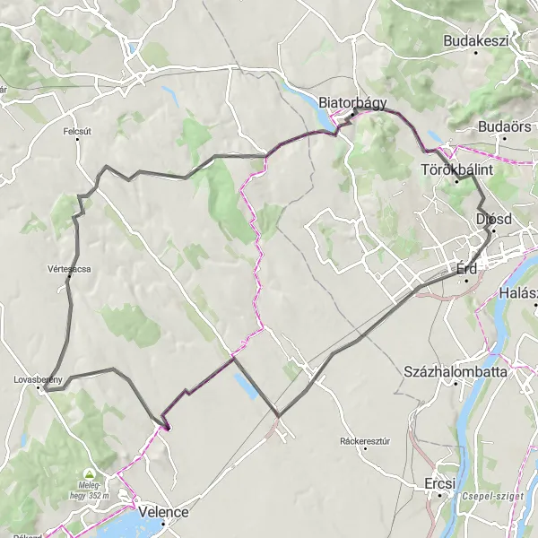 Map miniature of "Scenic Hills and Historical Towns" cycling inspiration in Pest, Hungary. Generated by Tarmacs.app cycling route planner