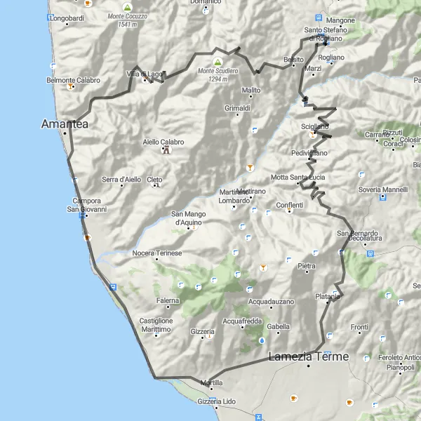 Miniatura della mappa di ispirazione al ciclismo "Giro panoramico da Motta Santa Lucia a Rogliano" nella regione di Calabria, Italy. Generata da Tarmacs.app, pianificatore di rotte ciclistiche