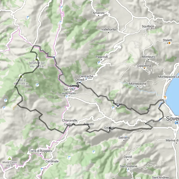 Miniatura della mappa di ispirazione al ciclismo "Esplorazione in bici tra Chiaravalle Centrale e Soverato Vecchia" nella regione di Calabria, Italy. Generata da Tarmacs.app, pianificatore di rotte ciclistiche