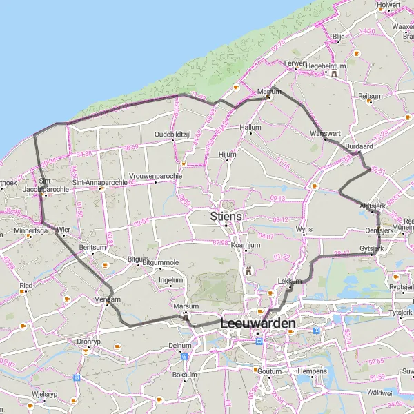 Miniatuurkaart van de fietsinspiratie "Ontdekkingstocht van Oentsjerk naar Aldtsjerk en verder" in Friesland (NL), Netherlands. Gemaakt door de Tarmacs.app fietsrouteplanner