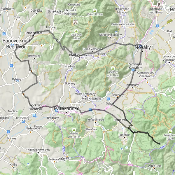 Miniaturní mapa "Silniční trasa plná výzev kolem Bánovce nad Bebravou" inspirace pro cyklisty v oblasti Západné Slovensko, Slovakia. Vytvořeno pomocí plánovače tras Tarmacs.app
